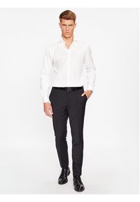 Eterna Koszula 8217/F659 Biały Slim Fit. Kolor: biały. Materiał: bawełna