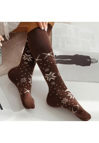 Milena - Podkolanówki damskie frotte Gwiazdki 1106 br/wh. Kolor: brązowy. Materiał: tkanina, materiał, poliamid, bawełna, elastan