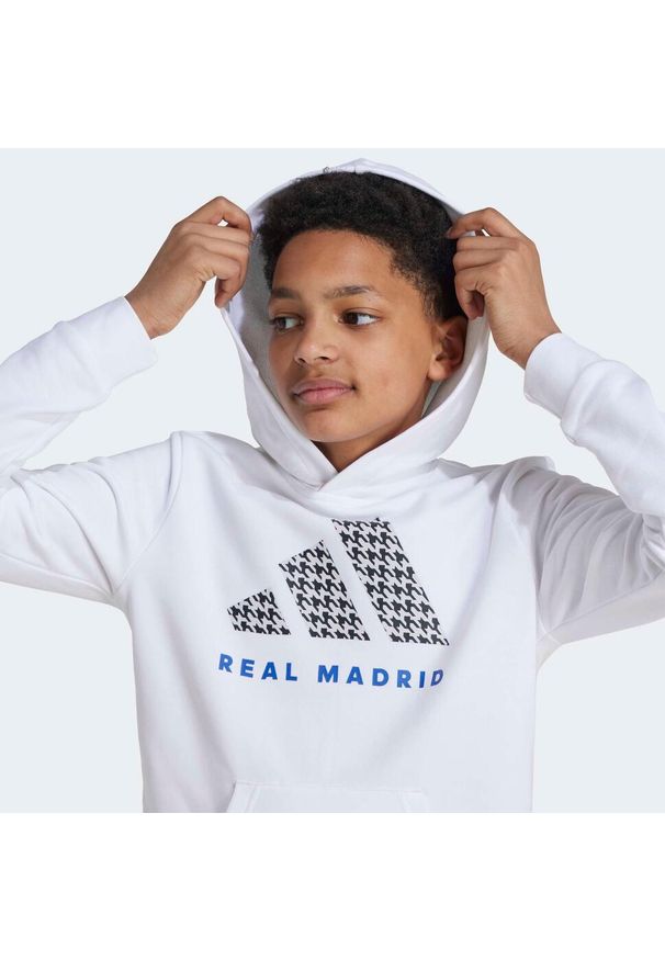 Adidas - Bluza piłkarska z kapturem dla dzieci ADIDAS Real Madryt 25/26. Typ kołnierza: kaptur. Materiał: dzianina, polar. Sport: piłka nożna