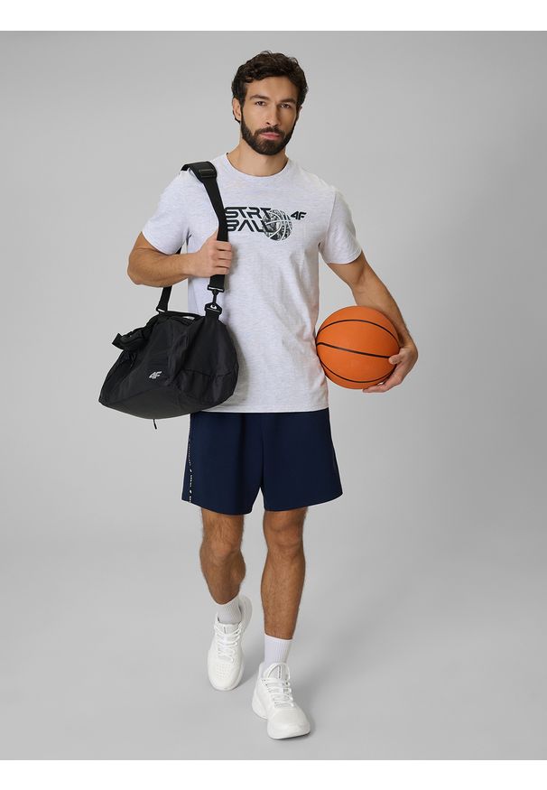 4f - 4F T-shirt regular z nadrukiem męski - szary L. Okazja: na co dzień. Kolor: szary. Materiał: materiał, bawełna. Wzór: nadruk. Styl: sportowy, casual
