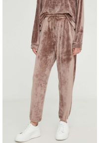 Answear Lab dres damski kolor beżowy. Kolor: beżowy. Materiał: dresówka #6