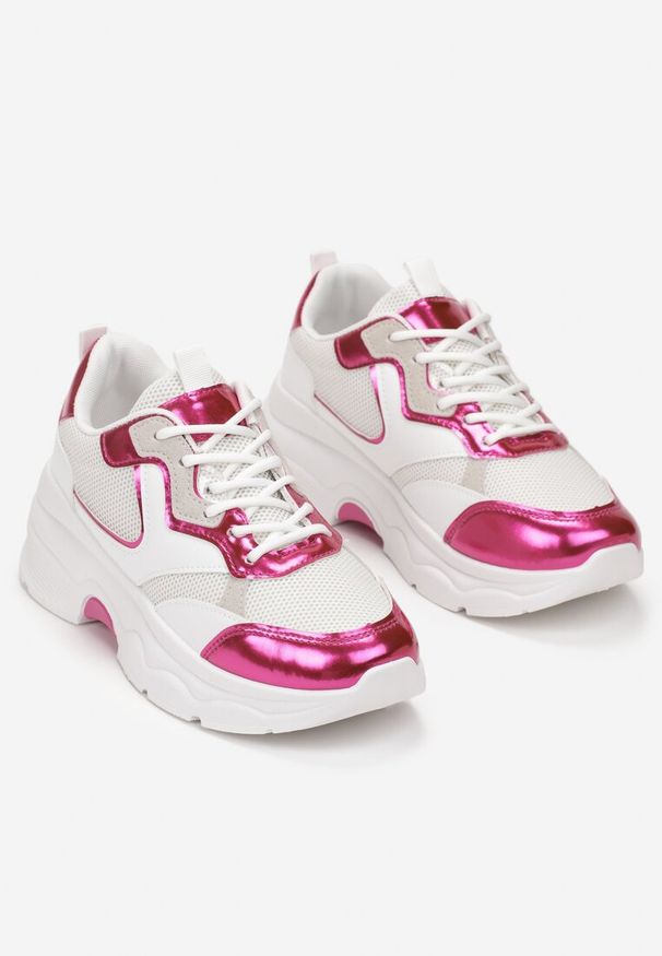 Born2be - Biało-Fuksjowe Sneakersy na Grubej Podeszwie z Lakierowanymi Wstawkami Fryda. Kolor: biały. Materiał: lakier