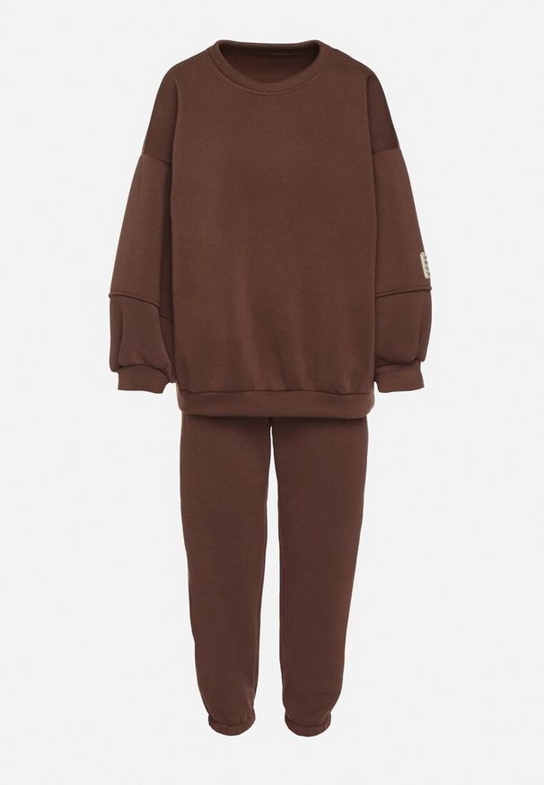 Born2be - Brązowy Komplet Dresowy Bluza i Joggery Podszyte Polarem Zibea. Kolor: brązowy. Materiał: dresówka, polar