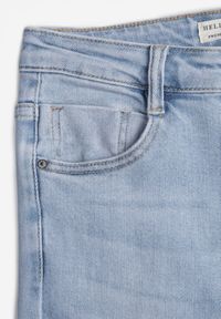 Born2be - Jasnoniebieskie Jeansy Dzwony z Wysoką Talią Drenta. Okazja: na co dzień. Stan: podwyższony. Kolekcja: dla wysokich. Kolor: niebieski. Styl: casual, klasyczny, retro #7