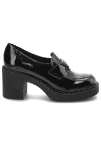 Czarne Półbuty Lamanti Skórzane Eleganckie Buty Na Obcasie. Okazja: do pracy, na spotkanie biznesowe. Zapięcie: bez zapięcia. Kolor: czarny. Materiał: skóra. Szerokość cholewki: normalna. Obcas: na obcasie. Styl: elegancki. Wysokość obcasa: średni #4