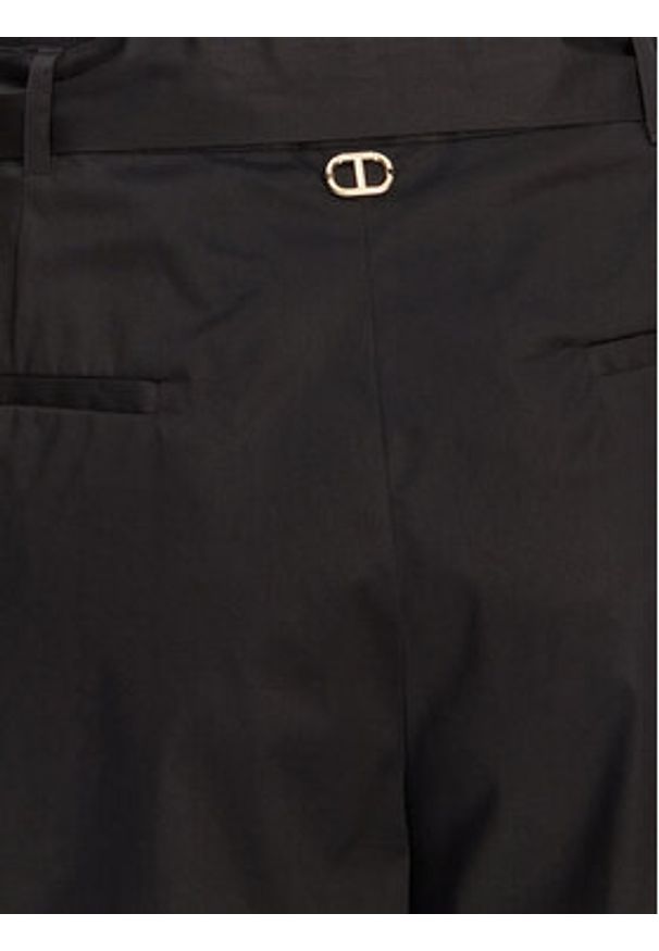 TwinSet - TWINSET Szorty materiałowe 251TT2096 Czarny Regular Fit. Kolor: czarny. Materiał: bawełna