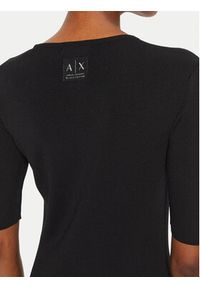 Armani Exchange Sukienka dzianinowa XW000048 AF10352 UC001 Czarny Slim Fit. Kolor: czarny. Materiał: syntetyk