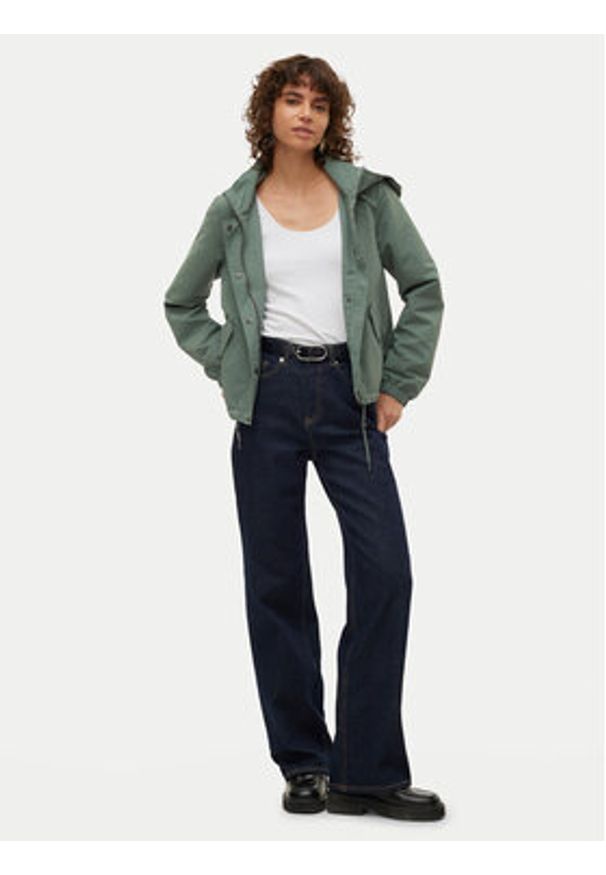 Vero Moda Kurtka przejściowa Zoa 10278214 Zielony Regular Fit. Kolor: zielony. Materiał: syntetyk