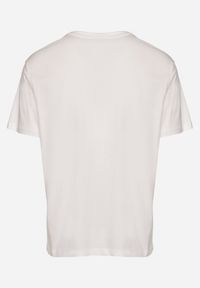 Born2be - Biała Koszulka T-shirt z Bawełny z Ozdobnym Nadrukiem Savenelle. Kolor: biały. Materiał: bawełna. Wzór: nadruk. Styl: klasyczny, elegancki #4