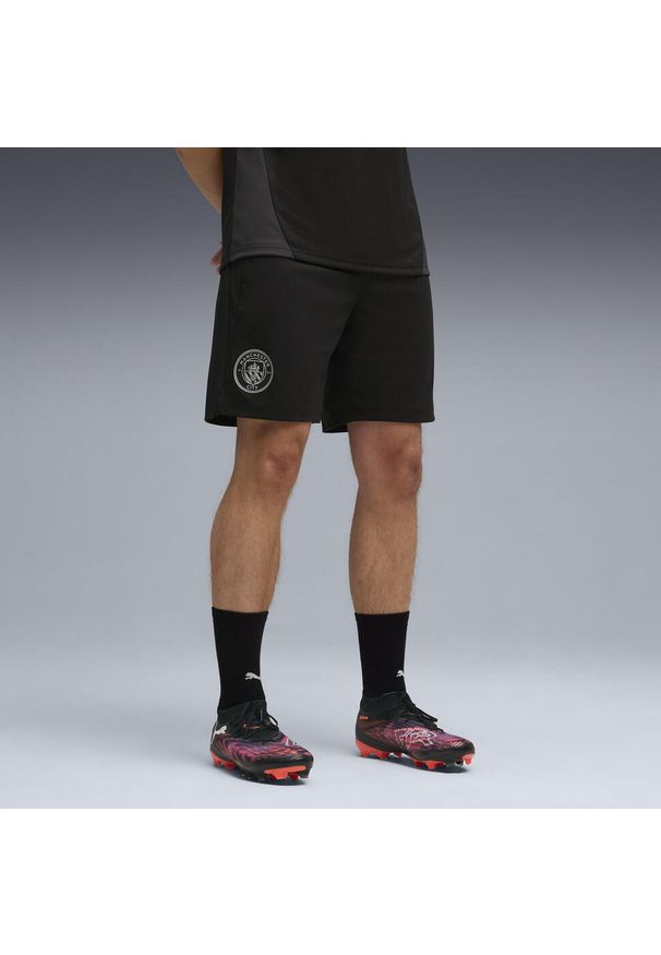 Puma - Męskie szorty treningowe Manchester City PUMA Black Silver Metallic. Kolor: czarny, szary, wielokolorowy. Sport: fitness