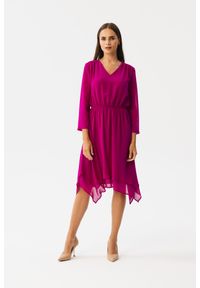 Stylove - Elegancka zwiewna sukienka szyfonowa wizytowa śliwkowa. Okazja: na randkę. Materiał: szyfon. Typ sukienki: oversize. Styl: elegancki, wizytowy #1