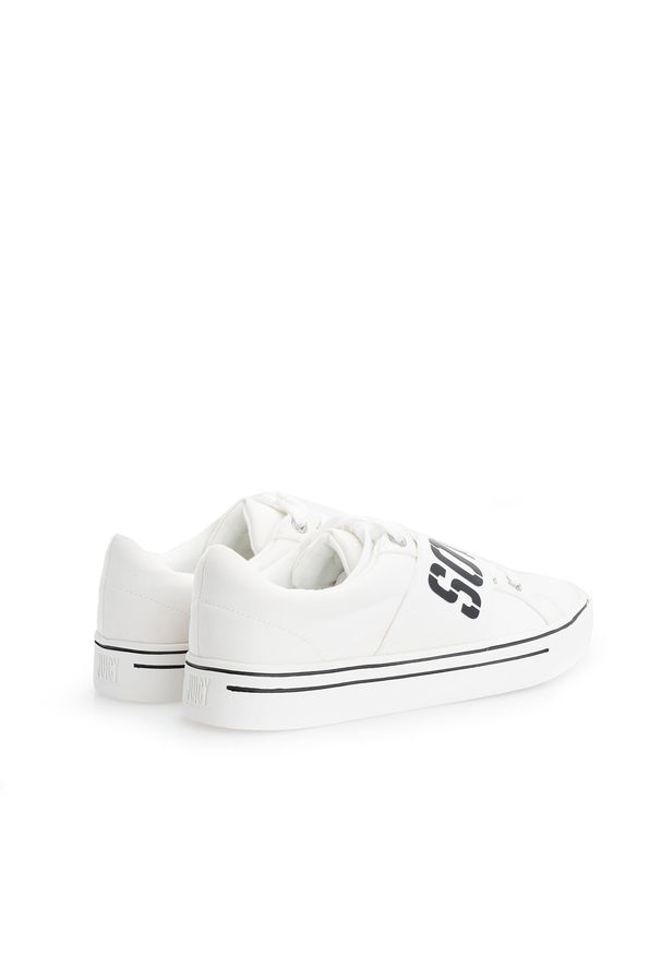 Juicy Couture Tenisówki "Clorinda" | JJ146-Bao | Clorinda | Kobieta | Biały. Kolor: biały. Materiał: tkanina. Wzór: napisy, aplikacja