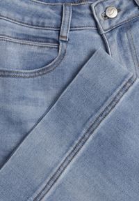 Born2be - Niebieskie Jeansy Kuloty z Bawełną o Szerokim Kroju z Wysokim Stanem z Przeszyciami Hippesilea. Okazja: na co dzień. Stan: podwyższony. Kolor: niebieski. Styl: casual #4