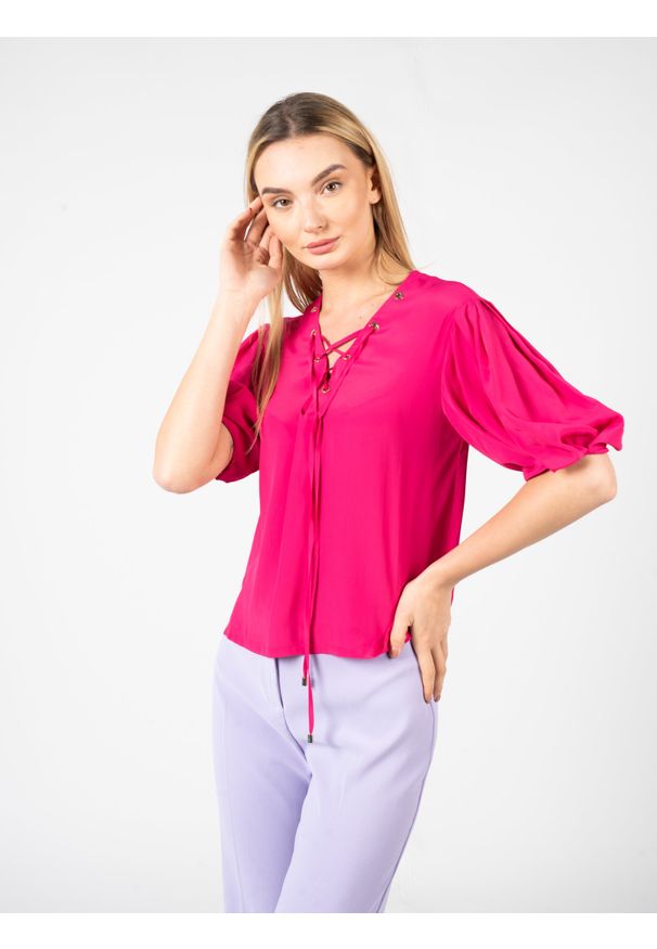 Pinko Bluzka "Benigno" | 101118 8889 | Kobieta | Różowy. Okazja: na co dzień. Kolor: różowy. Materiał: acetat, jedwab. Styl: klasyczny, elegancki, casual