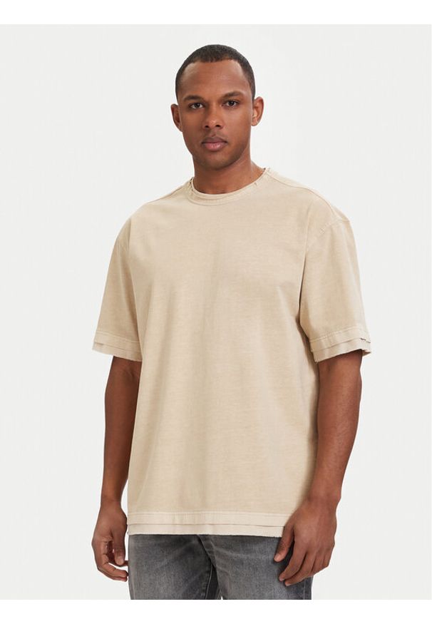 G-Star RAW - G-Star Raw T-Shirt Washed Distressed D28896-E401 Beżowy Relaxed Fit. Kolor: beżowy. Materiał: bawełna