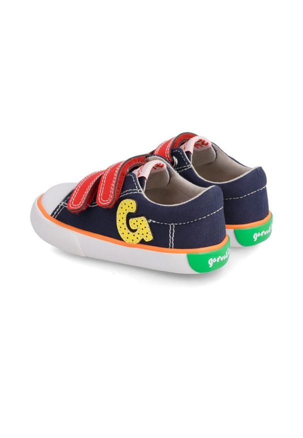 Garvalin buty dziecięce kolor granatowy. Nosek buta: okrągły. Zapięcie: rzepy. Kolor: niebieski. Materiał: guma