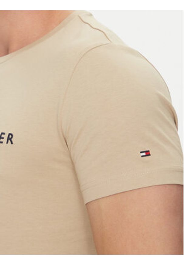 TOMMY HILFIGER - Tommy Hilfiger T-Shirt Logo MW0MW11797 Beżowy Regular Fit. Kolor: beżowy. Materiał: bawełna