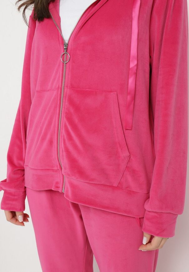 Born2be - Fuksjowy Komplet Dresowy z Welurowej Dzianiny Bluza z Kapturem i Szerokie Spodnie Qadir. Kolor: różowy. Materiał: dzianina, welur, dresówka