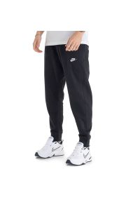 Spodnie dresowe Nike NSW Club Jogger FT BV2679-010 - czarne. Kolor: czarny. Materiał: dresówka #1