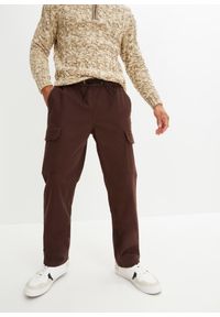 bonprix - Spodnie ocieplane z gumką w talii Regular Fit Straight. Kolor: brązowy
