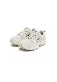 Buty do chodzenia dla dzieci New Balance Nb 530. Zapięcie: sznurówki. Kolor: biały. Materiał: materiał, syntetyk, tkanina. Szerokość cholewki: normalna. Sport: turystyka piesza