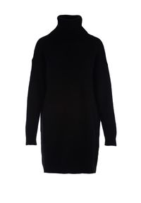 Born2be - Czarna Sukienka Classificator. Okazja: na co dzień. Typ kołnierza: golf. Kolor: czarny. Materiał: dzianina. Długość rękawa: długi rękaw. Sezon: zima, jesień. Typ sukienki: proste. Styl: casual #6