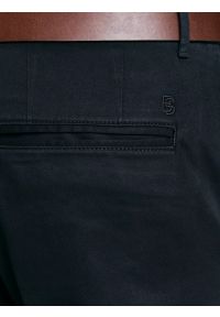 Big-Star - Spodnie męskie chinosy czarne Trevor 906. Okazja: na co dzień. Kolor: czarny. Materiał: materiał, tkanina. Wzór: nadruk, haft. Styl: casual, klasyczny #4