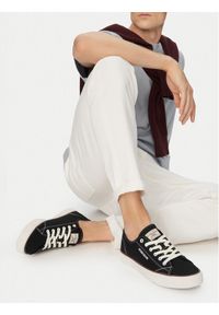 Guess Jeans Tenisówki CWBEO-ANTONIO-01 WE Czarny. Kolor: czarny. Materiał: materiał #1