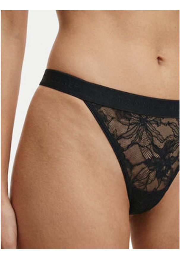 TOMMY HILFIGER - Tommy Hilfiger Stringi UW0UW06267 Czarny. Kolor: czarny. Materiał: syntetyk