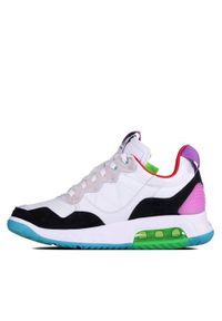 Buty do chodzenia męskie Nike Air Jordan Ma2 Greatest Gift. Kolor: biały. Materiał: materiał, syntetyk. Szerokość cholewki: normalna. Model: Nike Air Jordan. Sport: turystyka piesza