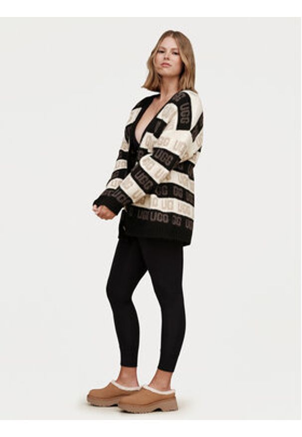 Ugg Klapki W New Heights Cozy Clog 1162510 Brązowy. Kolor: brązowy. Materiał: skóra