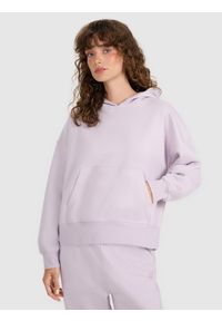 4f - 4F Bluza dresowa nierozpinana z kapturem damska - fioletowa XS. Okazja: na co dzień. Typ kołnierza: kaptur. Kolor: fioletowy. Materiał: dresówka. Wzór: gładki, ze splotem. Styl: casual, klasyczny, sportowy #1