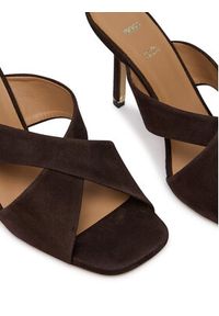 BOSS Klapki Charlize Samule 50563356 Brązowy. Kolor: brązowy. Materiał: zamsz, skóra #6