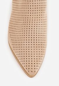 Born2be - Beżowe Ażurowe Botki Vices na Płaskiej Podeszwie z Ozdobnym Wycięciem Selenith. Okazja: na co dzień. Kolor: beżowy. Materiał: jeans. Wzór: ażurowy. Obcas: na płaskiej podeszwie. Styl: casual, elegancki, klasyczny #9