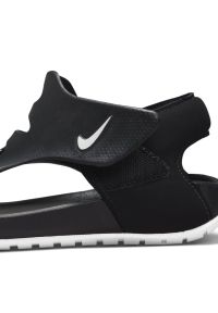 Buty sportowe sandały Nike Jr DH9462-001 czarne. Okazja: na co dzień. Zapięcie: rzepy. Kolor: czarny. Sezon: lato