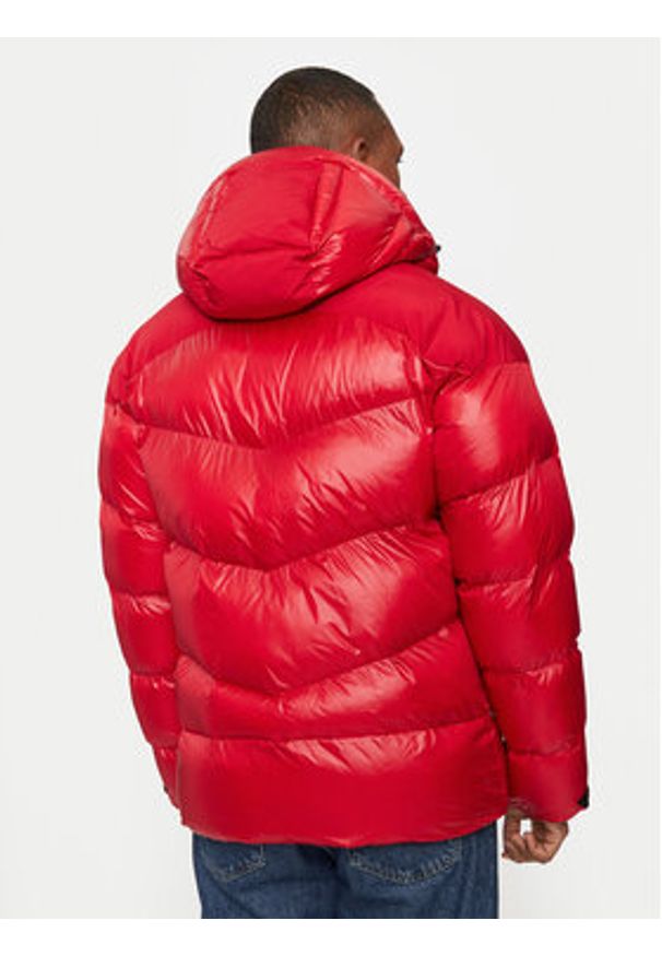Blauer Kurtka zimowa 24WBLUC02234 Czerwony Regular Fit. Kolor: czerwony. Materiał: syntetyk. Sezon: zima