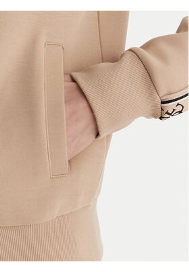 Guess Bluza V2YQ16 KB3P2 Beżowy Regular Fit. Kolor: beżowy. Materiał: syntetyk