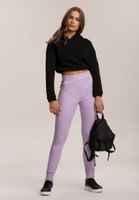 Renee - Jasnofioletowe Spodnie Jynona. Kolor: fioletowy. Materiał: dresówka, guma #4