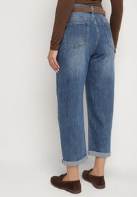 Born2be - Niebieskie Jeansy o Kroju Mom Fit z Regularnym Stanem Rilarisse. Okazja: na co dzień. Kolor: niebieski. Styl: casual #6