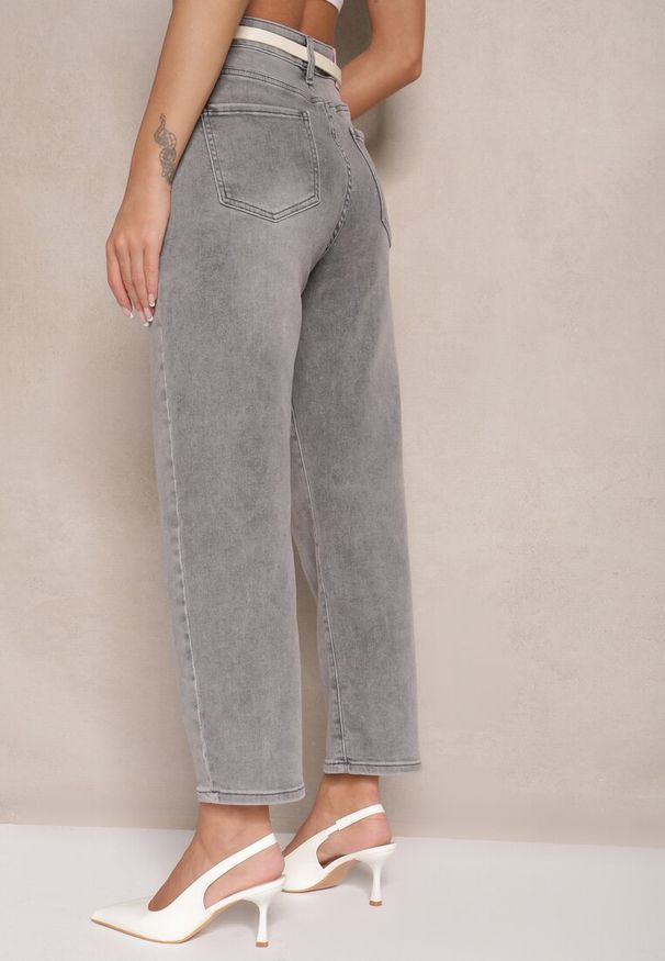 Renee - Szare Jeansy Mom Fit High Waist Ivelapis. Okazja: na co dzień, na spacer. Stan: podwyższony. Kolor: szary. Wzór: nadruk. Styl: casual, elegancki