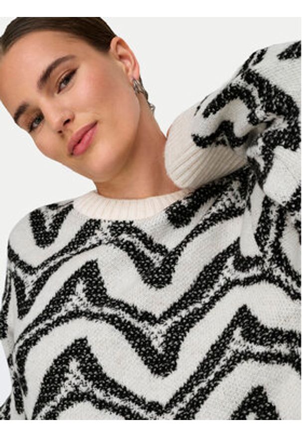 only - ONLY Sweter Jane 15332157 Beżowy Regular Fit. Kolor: beżowy. Materiał: syntetyk