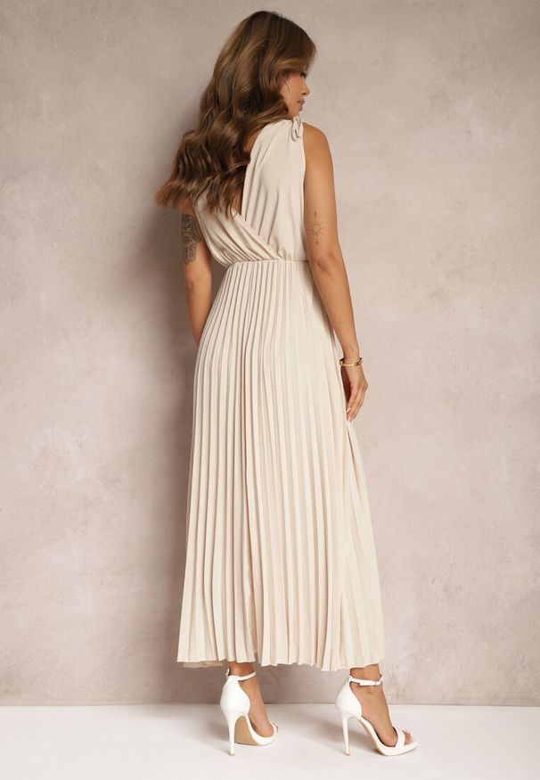 Renee - Beżowa Rozkloszowana Sukienka Plisowana z Wiskozą i Bawełną Wykończona Gumką w Talii Yefia. Okazja: na co dzień. Kolor: beżowy. Materiał: bawełna, wiskoza. Styl: casual