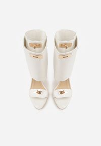 Renee - Białe Sandały Typu Botki z Metalicznymi Klamrami Zaehlyss. Zapięcie: klamry. Kolor: biały. Materiał: skóra, lakier. Styl: rockowy, wizytowy #2