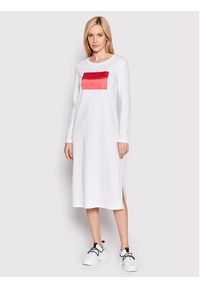 Armani Exchange Sukienka codzienna 6LYA75 YJ8QZ 1000 Biały Slim Fit. Okazja: na co dzień. Kolor: biały. Materiał: bawełna. Typ sukienki: proste. Styl: casual