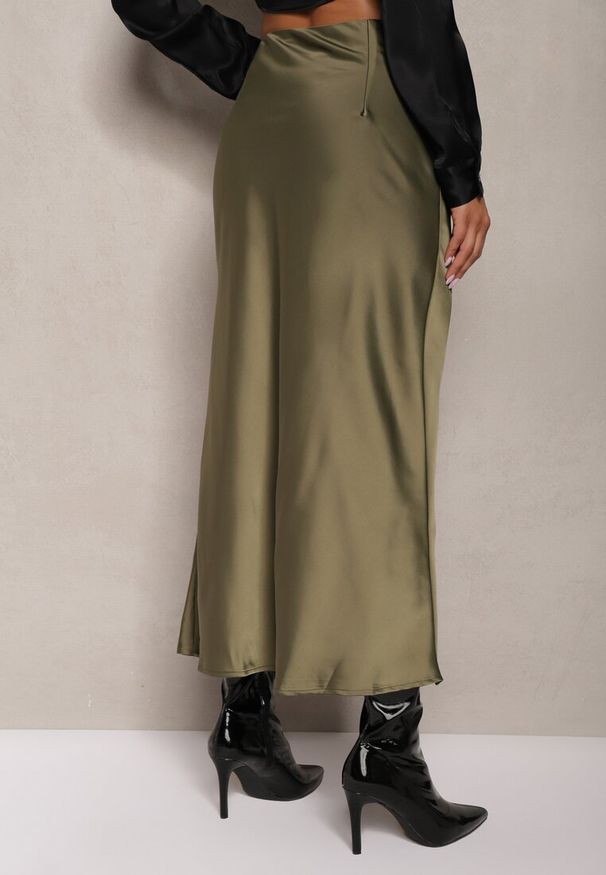 Renee - Zielona Spódnica o Kopertowym Kroju High Waist Onadea. Okazja: na imprezę, na co dzień. Stan: podwyższony. Kolor: zielony. Styl: elegancki, casual