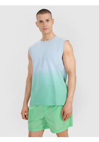 4f - Tank top regular męski - zielony. Kolor: zielony. Materiał: bawełna, jersey, tkanina. Długość rękawa: bez rękawów. Wzór: gładki, nadruk, ze splotem #1