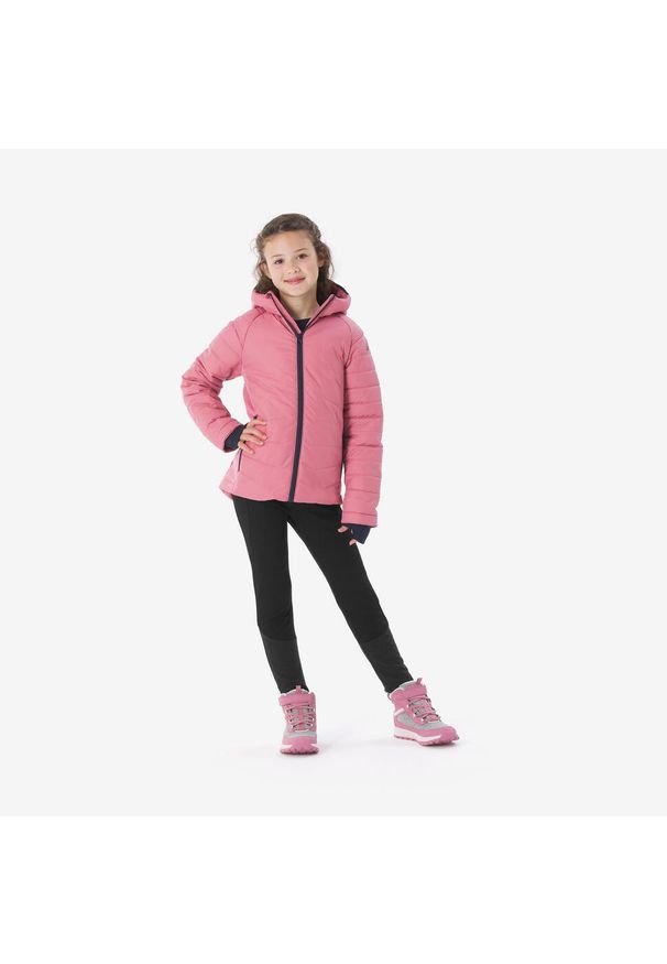 quechua - Kurtka turystyczna zimowa dla dzieci MH500. Kolor: niebieski, wielokolorowy, fioletowy. Materiał: materiał, tkanina, puch. Sezon: zima. Styl: sportowy