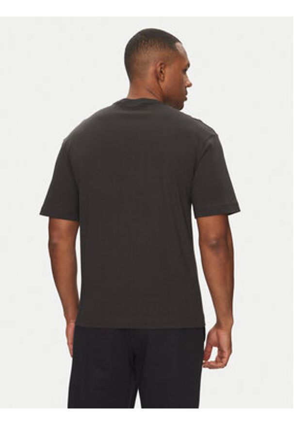 Reebok T-Shirt 100218817 Czarny Regular Fit. Kolor: czarny. Materiał: bawełna