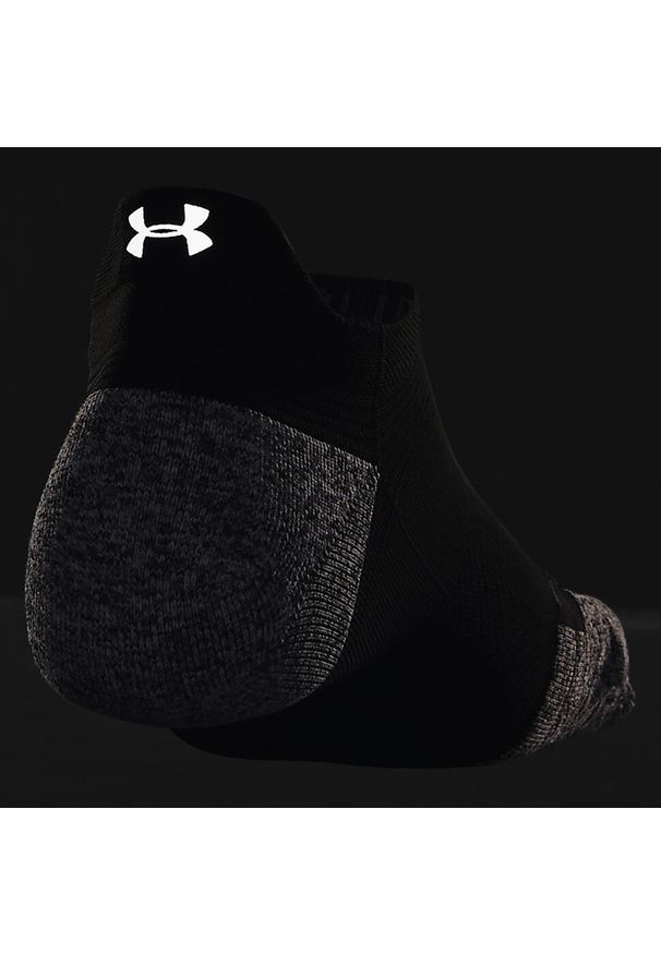 Skarpety Under Armour AD Run Cushion 1pk NS Tab. Kolor: czarny. Sport: bieganie