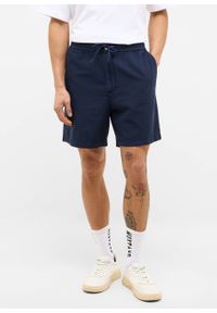 MUSTANG Męskie szorty Materiałowe Mustang Style Linen Jogger Shorts Navy Blazer 1016459 5324. Okazja: na co dzień. Materiał: materiał. Długość: do kolan. Sezon: lato. Styl: elegancki, wakacyjny, klasyczny, sportowy, casual #1